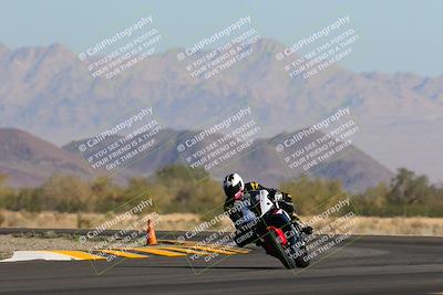 media/Nov-06-2022-SoCal Trackdays (Sun) [[208d2ccc26]]/Turn 14 (930am)/